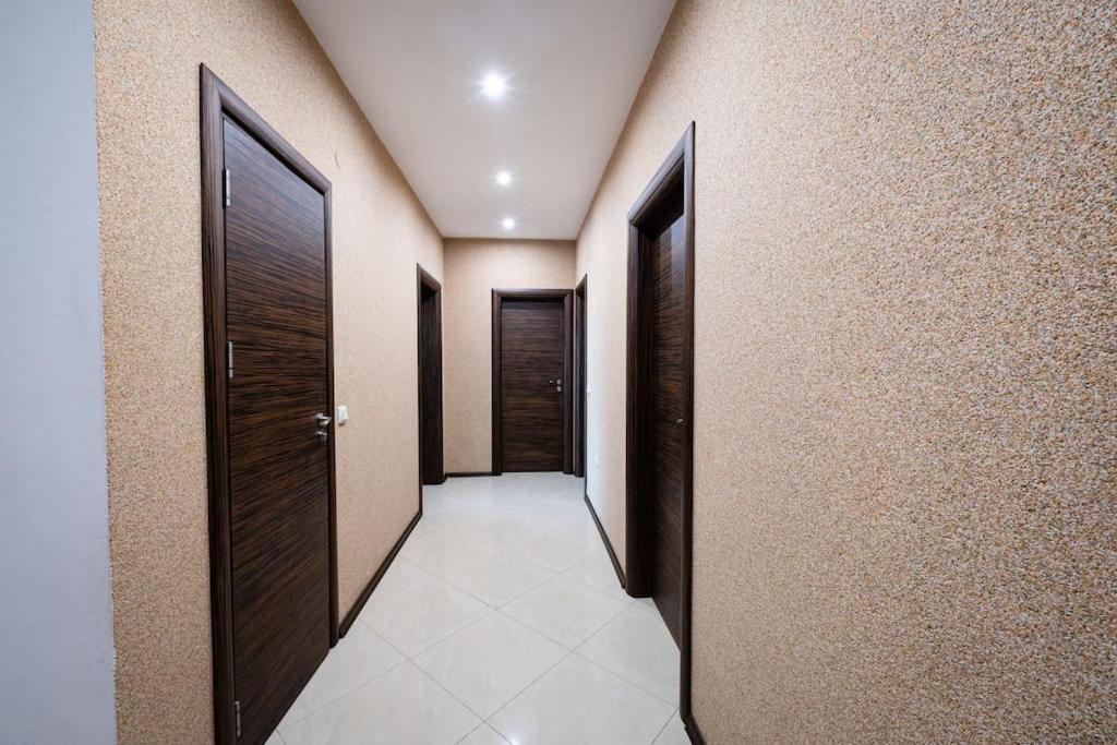 При Галя / Прекрасен Апартамент В Тих Квартал Varna Exterior photo